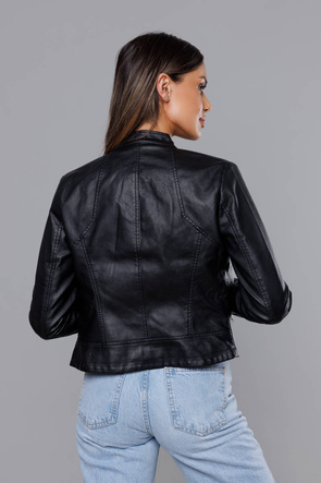 Czarna gładka kurtka ekoskóra ramoneska zapinana na suwak