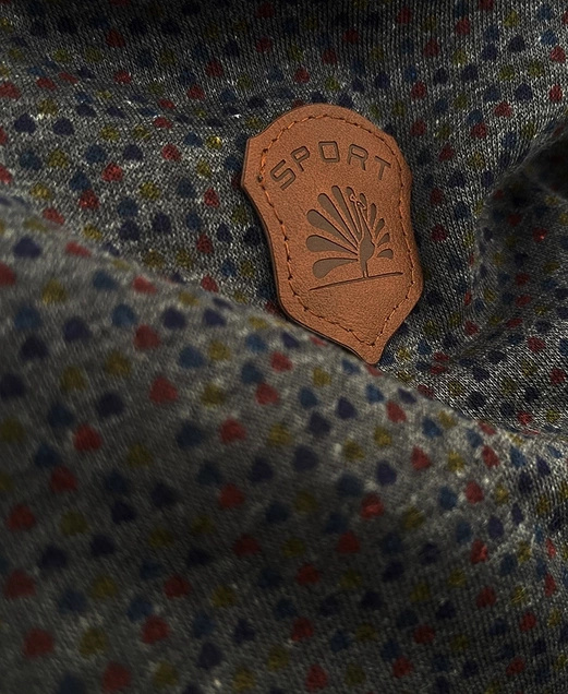 Grafitowa genialna bluza damska z kapturem w malutkie serduszka