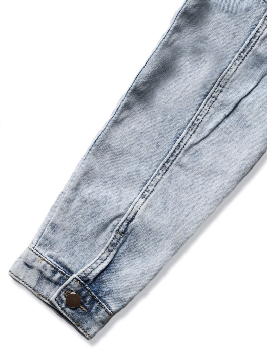 Niebieska krótka damska kurtka jeansowa