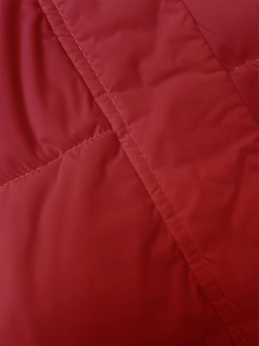 Czerwona zimowa krótka puchowa kurteczka