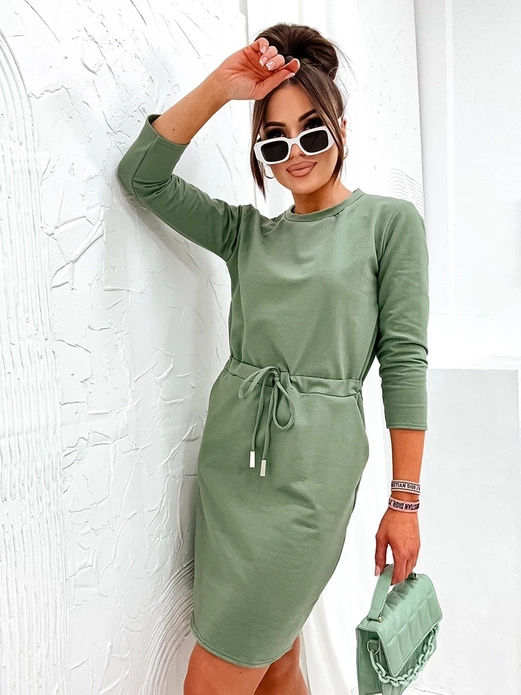 Pistacjowa casuwalowa sukienka damska z troczkiem