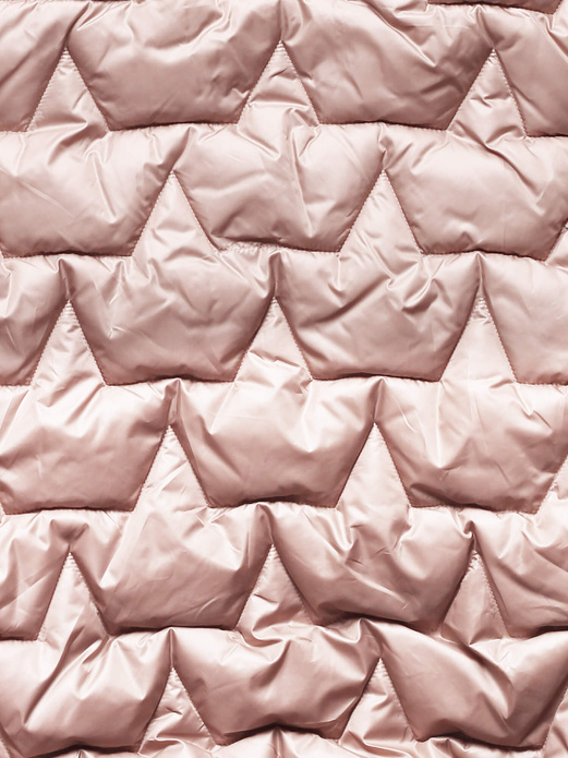 Beżowy damski pikowany bezrękawnik ze stójką