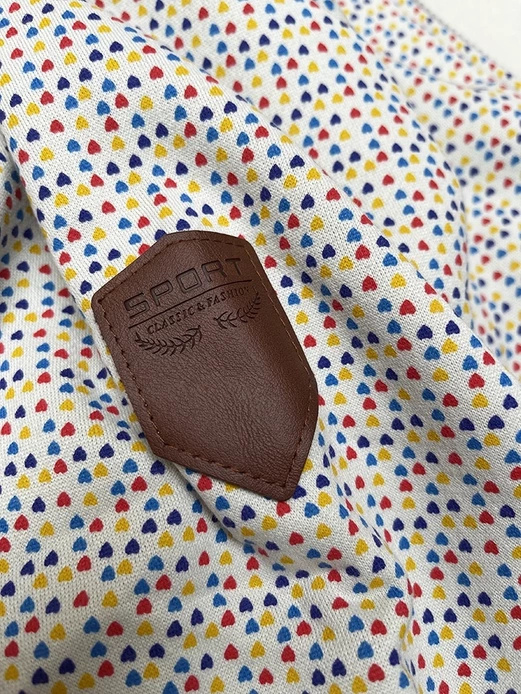 Biała genialna bluza damska z kapturem w malutkie serduszka