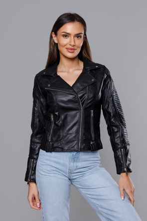 Czarna kurtka ekoskóra ramoneska zapinana na skos z klapami i suwakami