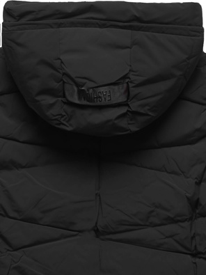 Czarna długa fikuśnie pikowana kurtka z kapturem na futerku