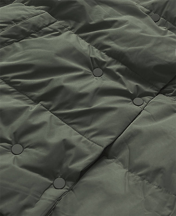 Ciemnozielona zimowa pikowana kurteczka z kołnierzem