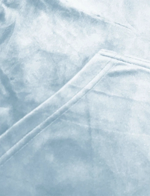 Błękitny welurowy gładki dres damski z kapturem