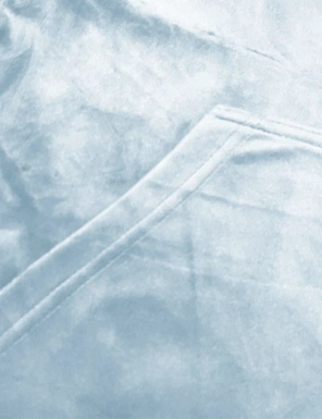 Błękitny welurowy gładki dres damski z kapturem