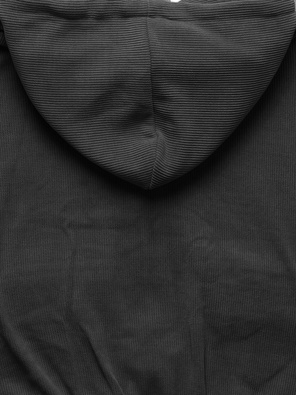 Czarny dres komplet  z kapturem ze wstawkami