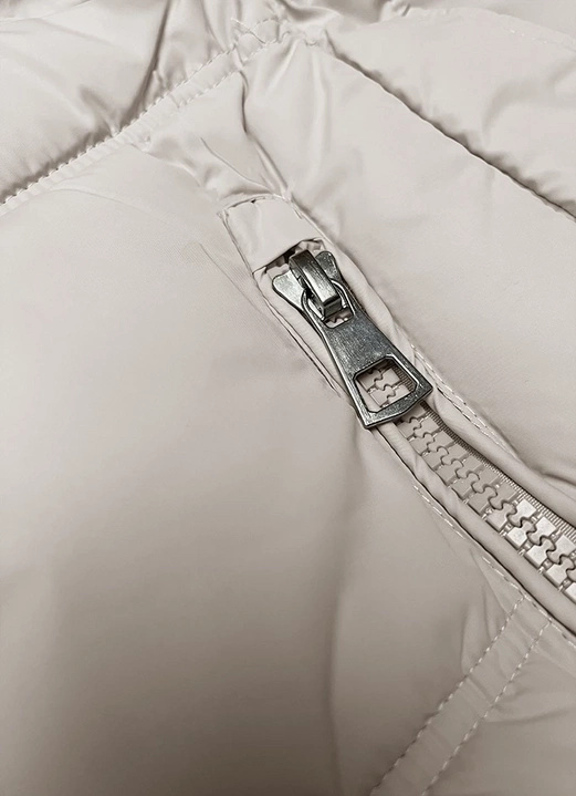 Jasnobeżowy stylowy pikowany damski bezrękawnik kołnierz kaptur