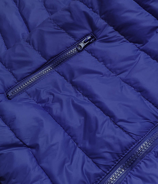 Granatowa urocza kurtka pikowana ze stójką