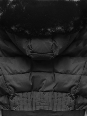 Czarna puchowa pikowana kurtka z kapturem i paskiem