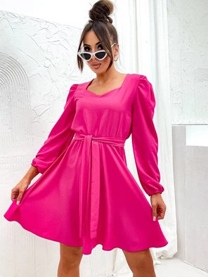 Różowa rozkloszowana zwiewna sukienka z paskiem 