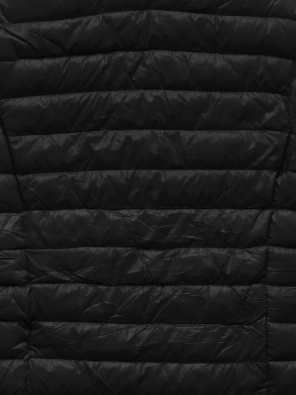 Czarna pikowana kurtka ze stójką