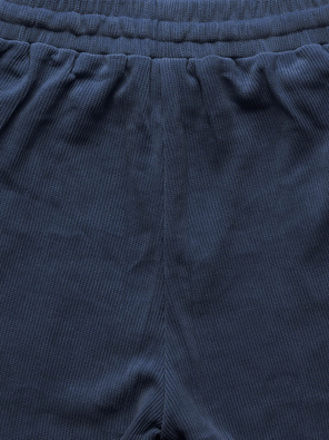 Granatowy prążkowany dres komplet z kapturem