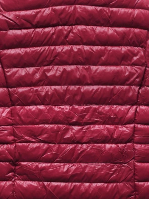 Bordowa pikowana kurtka ze stójką