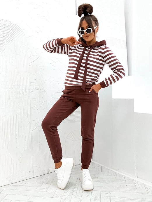 Czekoladowy kapitalny dres damski w pasy