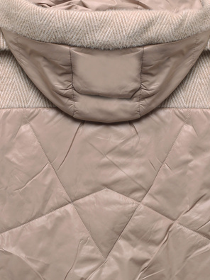 Beżowy płaszcz kurtka zimowa z łączonych materiałów