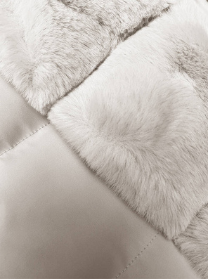 Ecru zimowy pikowany płaszczyk kurtka z futerkiem