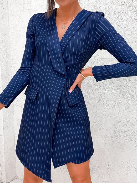 Granatowa długa elegancka marynarka sukienka w prążki
