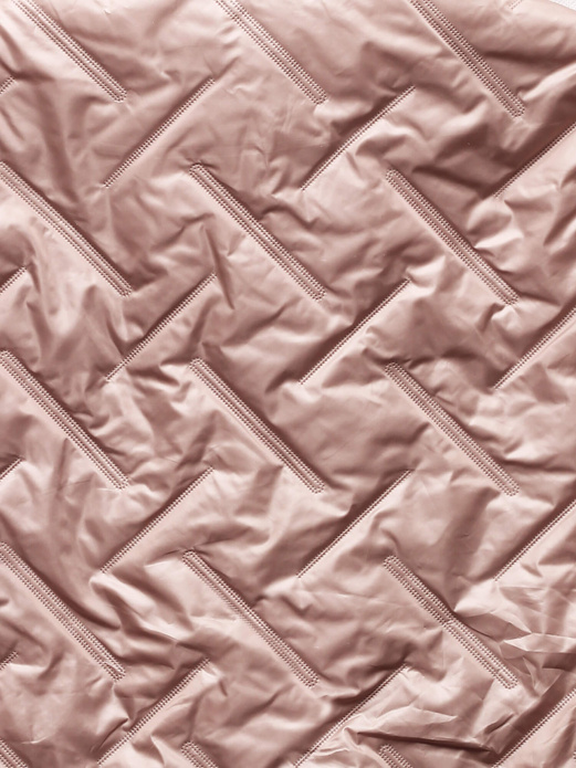 Perłowy róż genialna lekka przejściowa kurteczka ze stójką