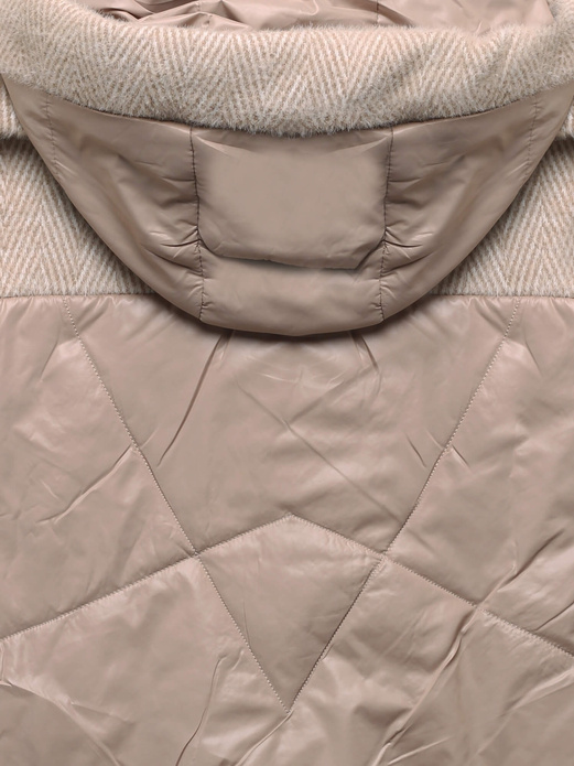 Beżowy płaszcz kurtka zimowa z łączonych materiałów