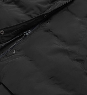 Czarna zimowa kurtka z kapturem