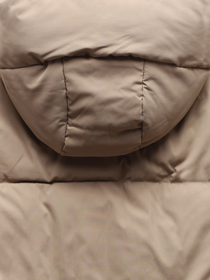 Karmelowa długa zimowa pikowana kurtka płaszcz z kapturem