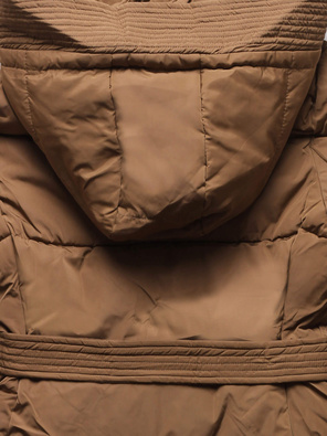 Brązowa zimowa dopasowana damska kurtka z paskiem i kapturem