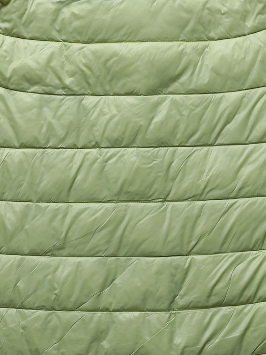 Pistacjowa trapezowa pikowana wiosenna kurtka na zatrzaski