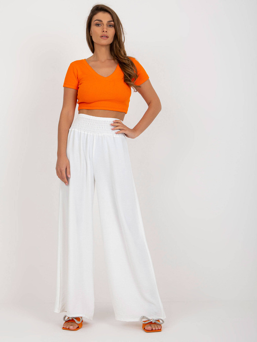 Białe czadowe eleganckie spodnie z szeroką nogawką