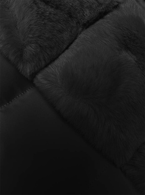 Czarny zimowy pikowany płaszczyk kurtka z futerkiem