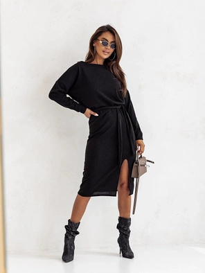 Czarna czaderska elegancka sukienka midi