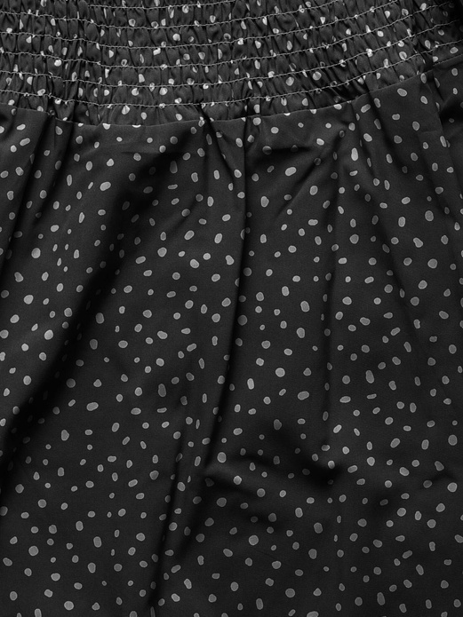 Czarna cudowna sukienka damska z bufiastymi rękawami