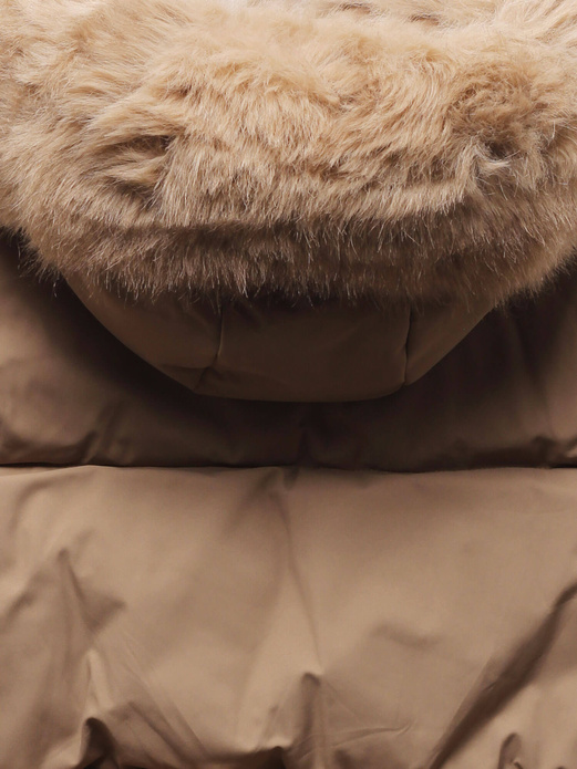 Beżowa krótka zimowa kurtka damska bombka z kapturem