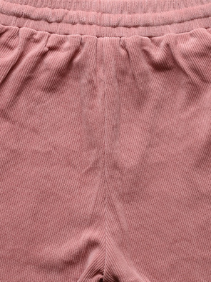 Różowy prążkowany dres komplet z kapturem