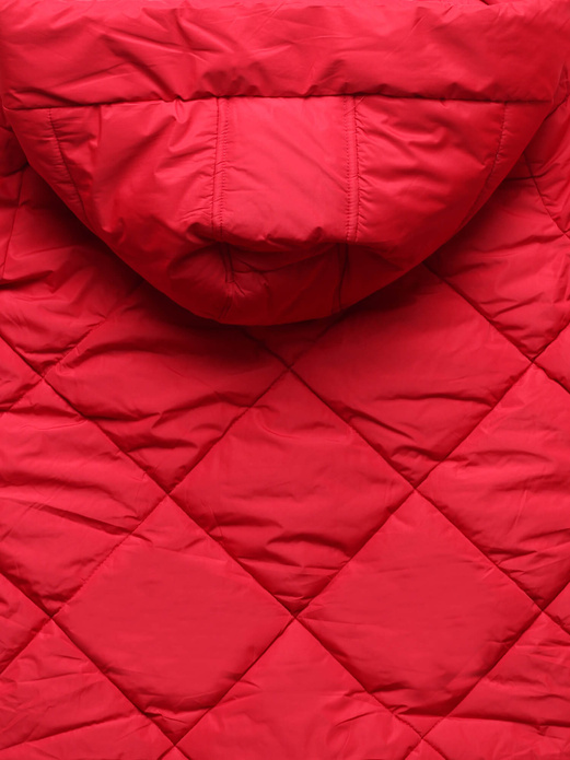 Czerwona pikowana w karo damska kurtka płaszczyk zimowy z kapturem