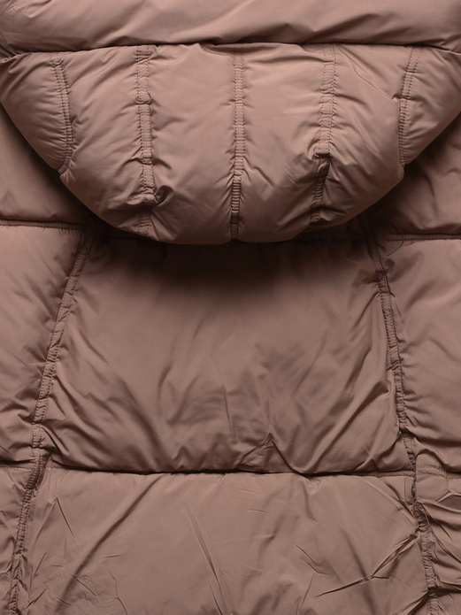 Brązowa damska oversizowa zimowa kurtka z kołnierzem netmoda