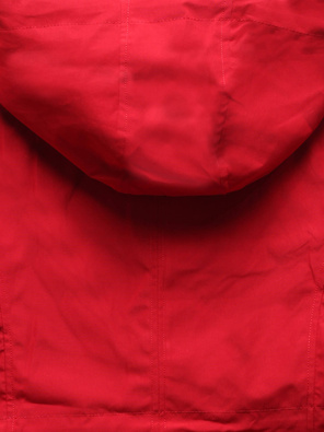 Czerwona damska kurtka typu parka z geometrycznym wzorem