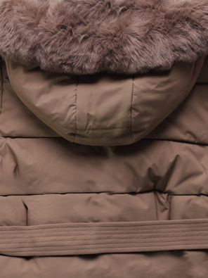 Brązowa damska kurtka z genialnym futrzanym kapturem