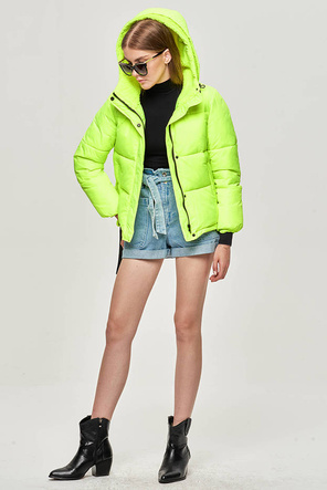 Neonowo zielona krótka sportowa zimowa kurtka damska z kapturem