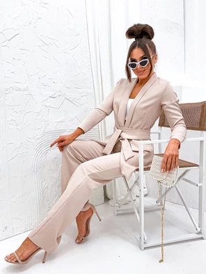 Beżowy elegancki komplet oversizowa marynarka i luźne spodnie