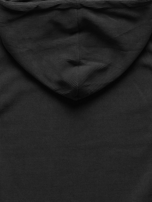 Czarny dres w prążek wygodny komplet z kapturem