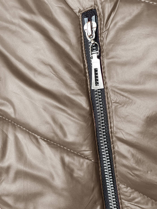 Bordowa przejściowa pikowana w karo kurtka damska z motywem kwiatowym plus size