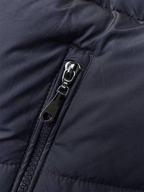 Granatowy pikowany bezrękawnik z kapturem