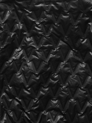 Czarna damska lekka pikowana kurtka przejściowa ze stójką