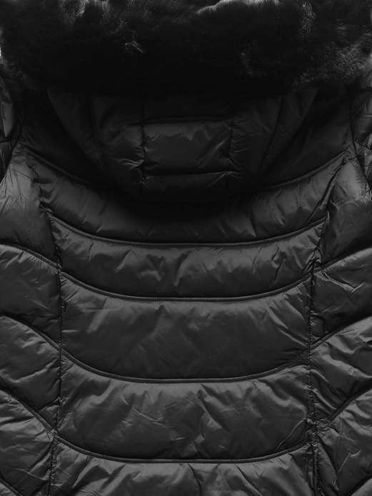 Czarna kapitalna pikowana kurtka damska płaszczyk
