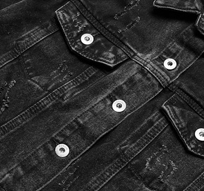 Damska kurtka jeansowa z przetarciami czarna (34761a)