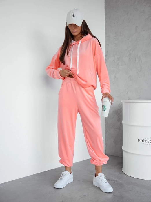 Cappucino damski welurowy kapitalny gładki dres komplet