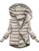 Beżowa zimowa kurtka pikowana z kapturem z długimi ściągaczami zapinana na suwak